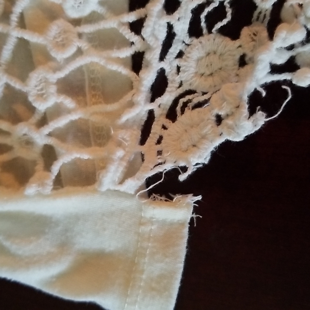 3 for 20.  Ladies  cover  top XL cream color - Picture 5 of 6